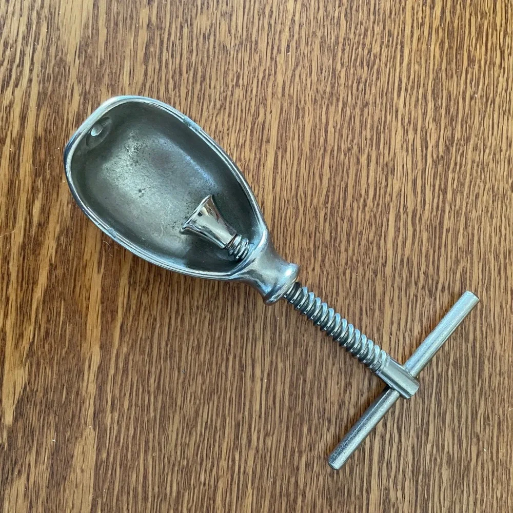 1940s HMQ Henry Marcus‎ Quackenbush Cast Metal Hand Crank Vice Turn Nutcracker